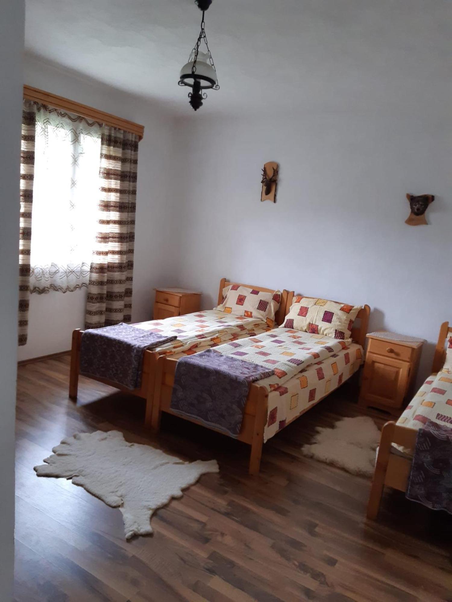 Готель Casa De Vacanta Joldes Ґирда-де-Сус Екстер'єр фото
